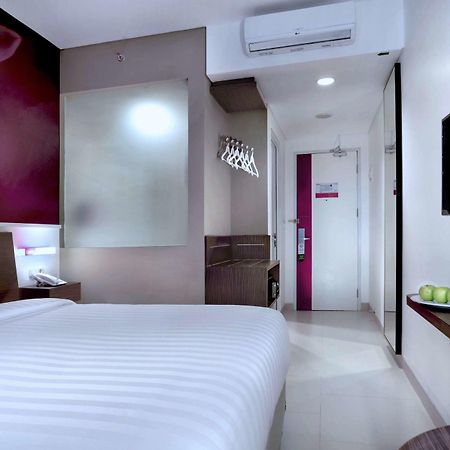 Favehotel Margonda Depok Luaran gambar