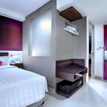 Favehotel Margonda Depok Luaran gambar